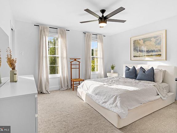 4th image of 31 Cedarcone Ct