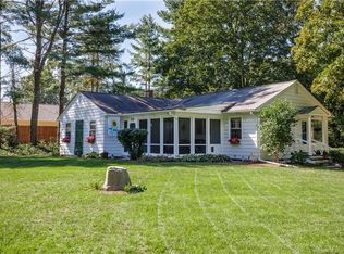 157 Washington Ave, Woodbury, CT 06798