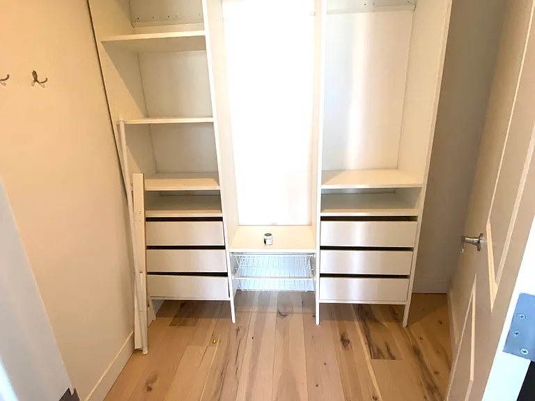 31-25 Newtown Ave #PENTHOUSE — Photo 9