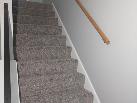 3rd image of 2539 Maplehurst Dr