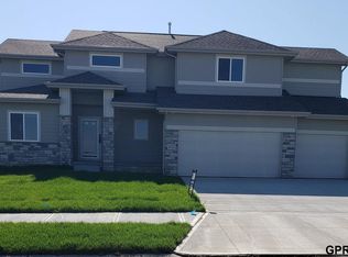 6222 S 200th St, Omaha, NE 68135