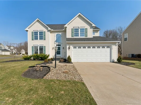 719 Brookside Ln, Northfield, OH 44067