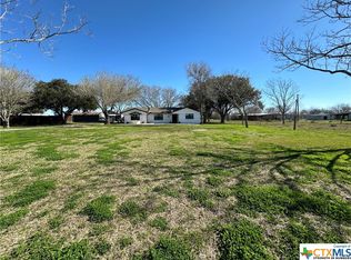 535 Burkhart Rd, Victoria, TX 77905