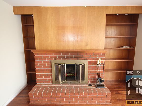 3rd image of 1824 Church St APT 3