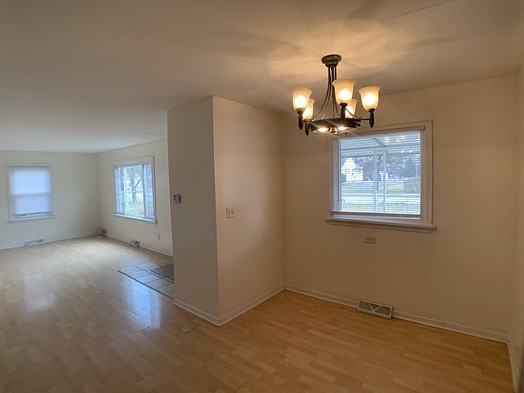 4th image of 7502 Marshall St