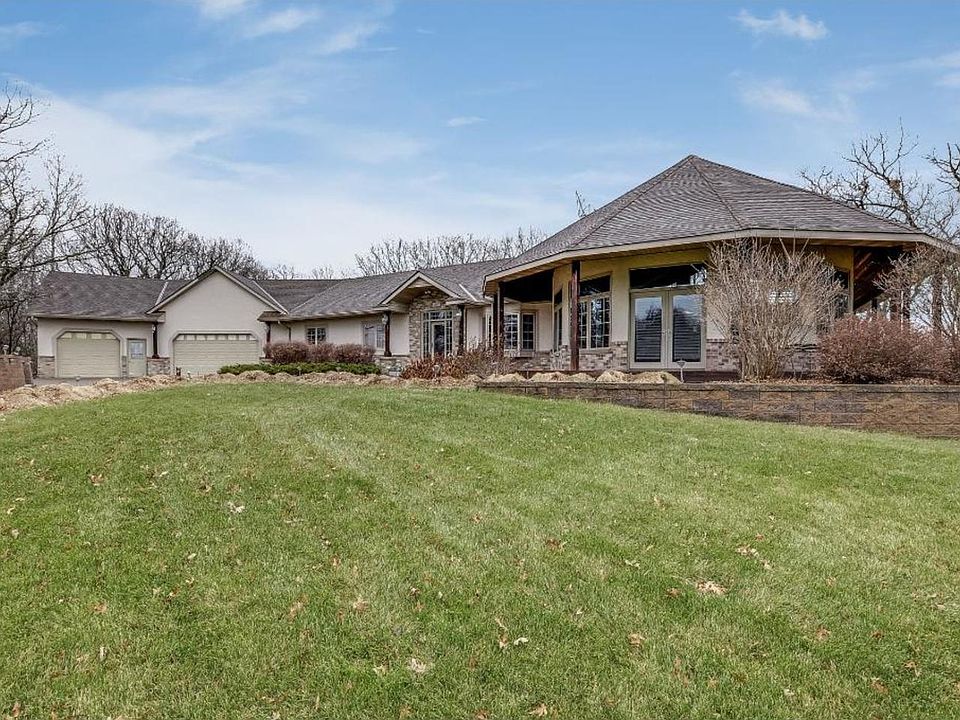 1st image of 3363 Oasis Ave N