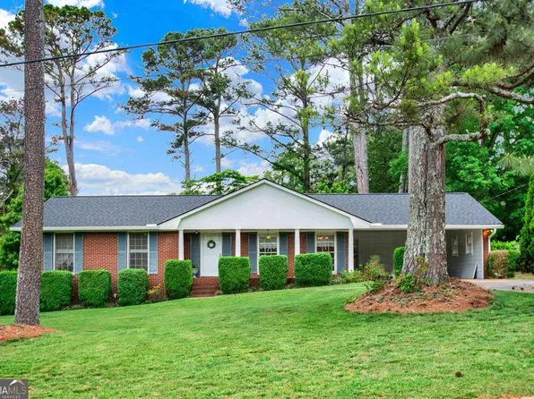 5597 Bob White Cir, Lilburn, GA 30047