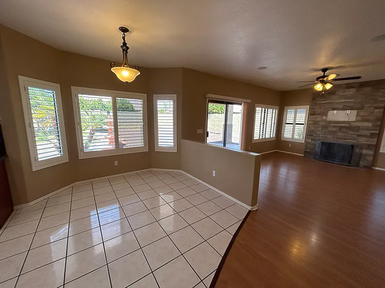 4334 E Anderson Dr — Photo 16