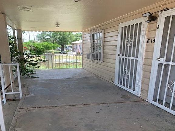2nd image of 814 San Enrique Ave #A & B
