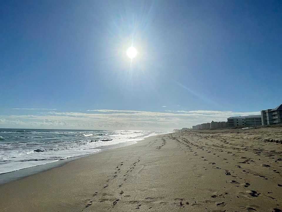 Enjoy walks on this beautiful sandy walking beach with shells galore!