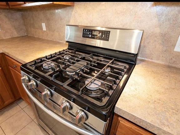 2nd image of 5635 Cinnamon Lake Dr