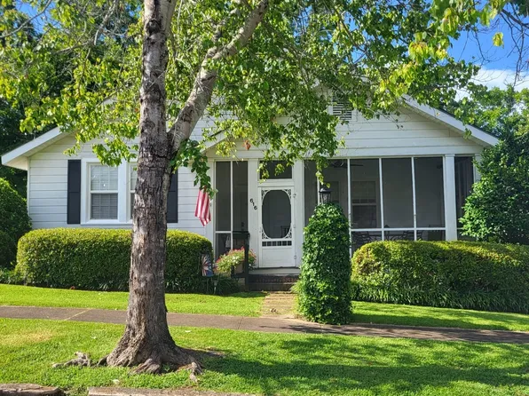 616 Denson St, Valley, AL 36854