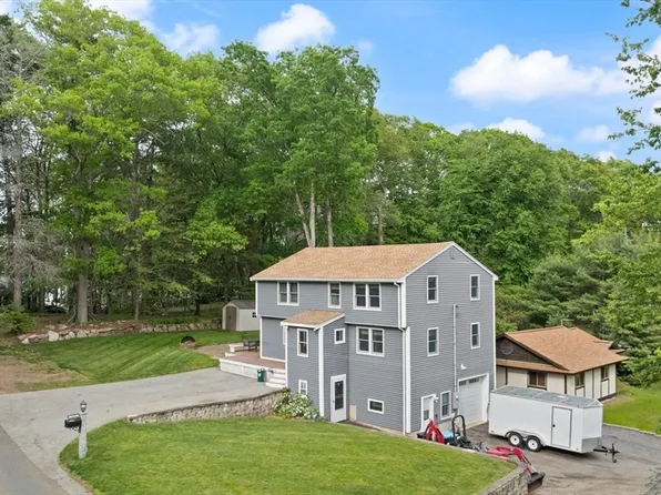 175 Lake Shore Ave, South Hamilton, MA 01982