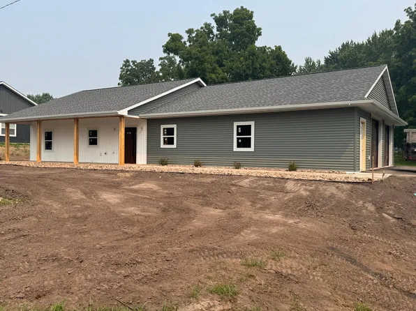 211 6th Ave, Clear Lake, WI 54005