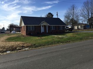 720 Pickens St SW, Hartselle, AL 35640