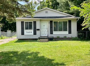 7459 Wade St, Swartz Creek, MI 48473