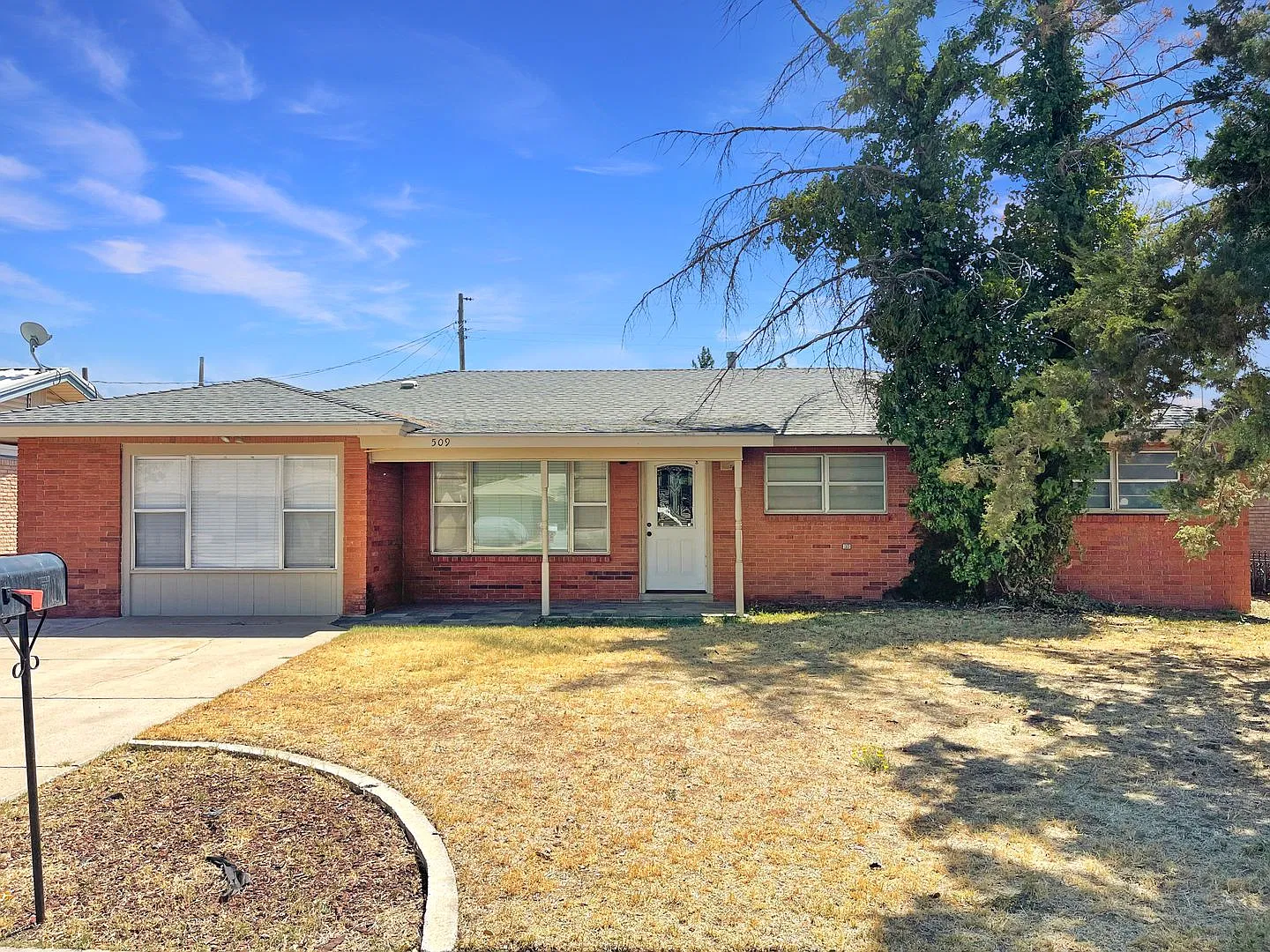 509 W St Anne Pl | Hobbs, NM — Photo 2