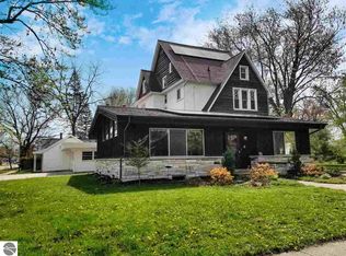 220 N Kinney Ave, Mt Pleasant, MI