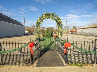 142-150 E Main St, Adamsville, TN 38310