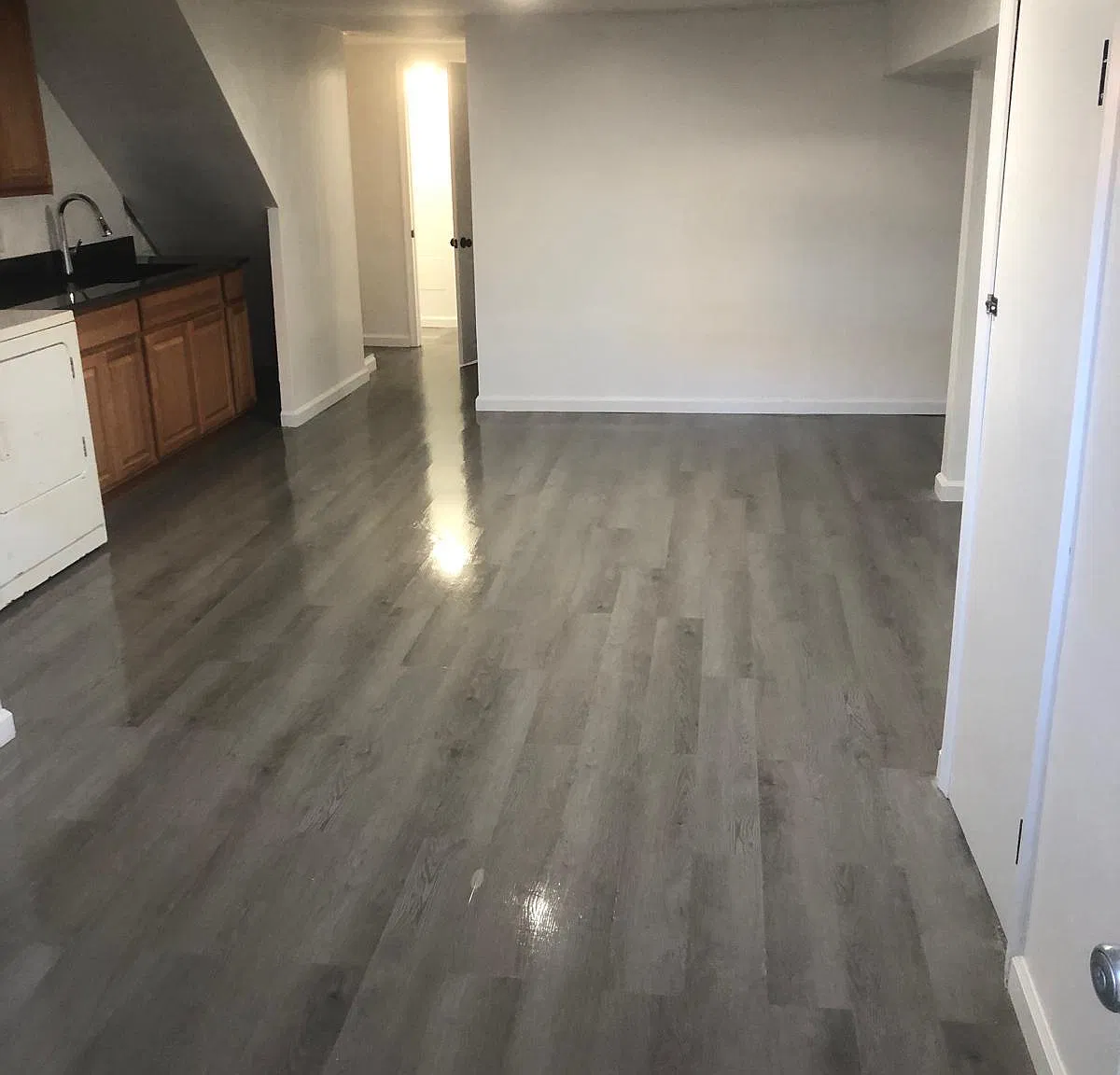 4 bed, 1152 sqft, $2,500 — Photo 3