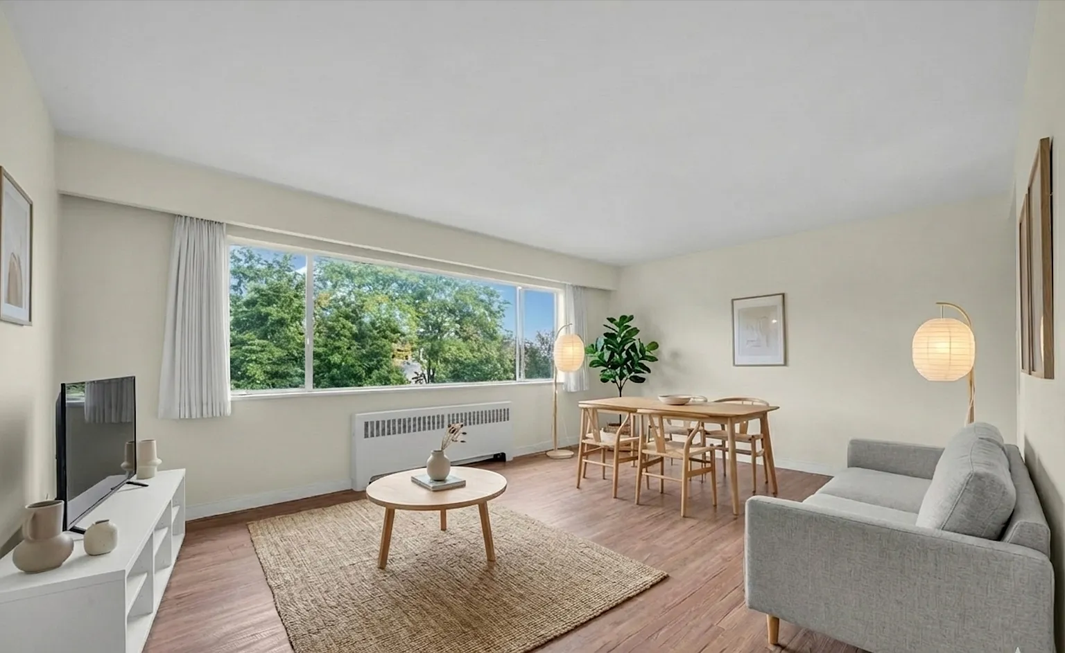1615 Vine St #1206674 photo 1