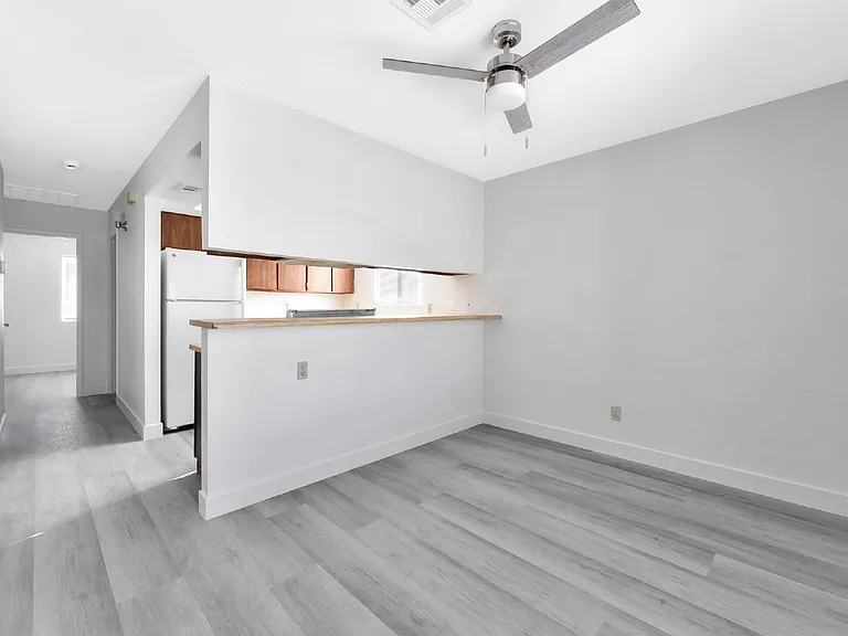 2257 Exeter Dr #D — Photo 14