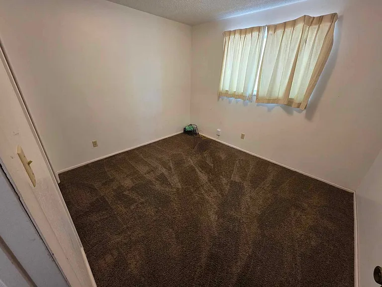 235 N 100 E #ETC — Photo 8