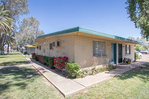 1017 S Mariana St Photo 1