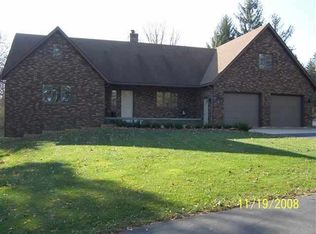 3481 W Stephenson St, Freeport, IL 61032