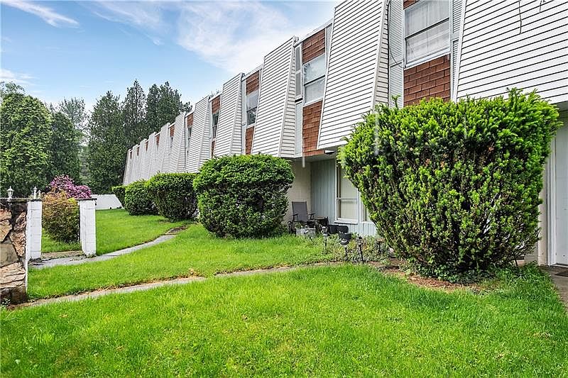 2207 Aurora Dr, Pittsburgh, PA 15237 Zillow