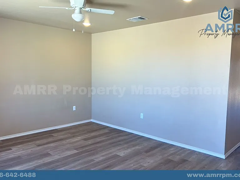 3114 E Cornell St — Photo 2