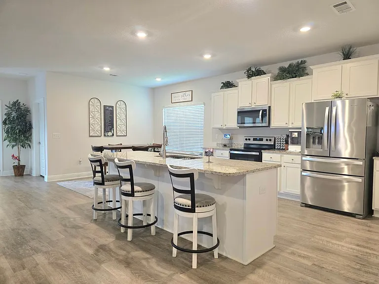 8055 Silver Maple Dr — Photo 10