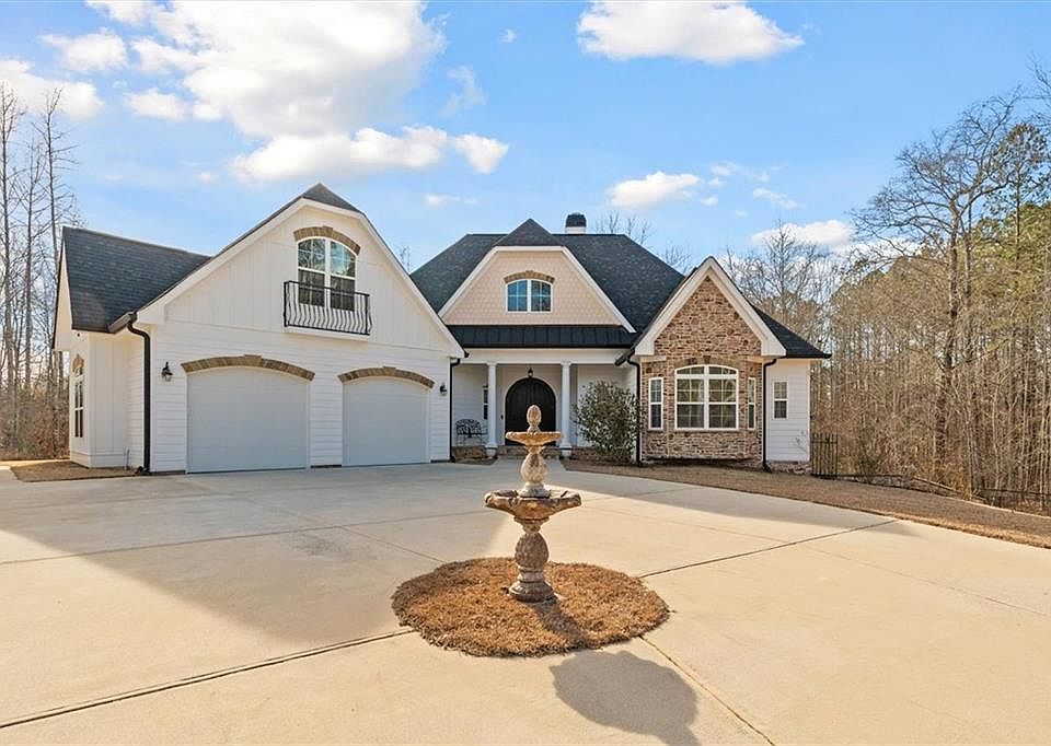 1st image of 656 Paynes Lake Rd