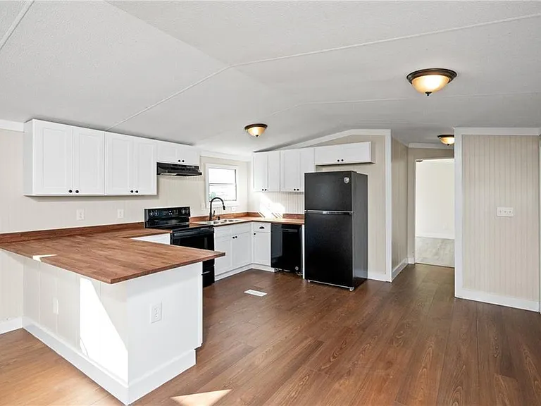 16962 Lea Cir — Photo 31