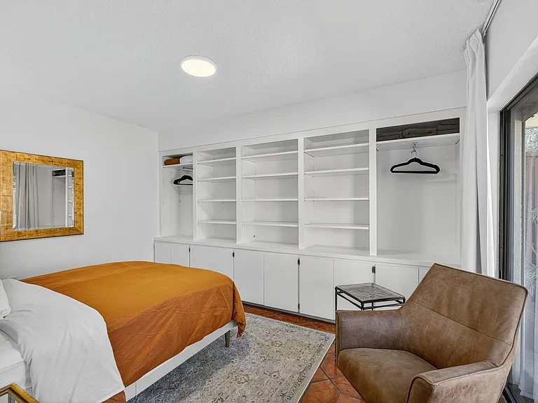 1700 Embassy Dr #103 — Photo 33