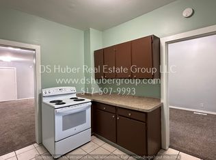 923 Cleveland St, Lansing, MI 48906