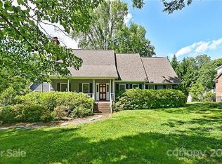 1501 Burtonwood Cir, Charlotte, NC 28212