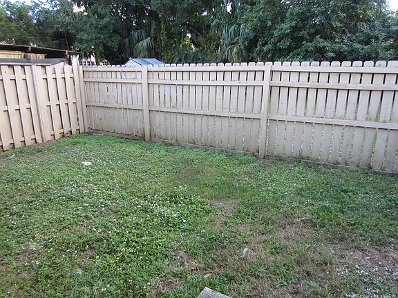 5th image of 1700 SW 21st St