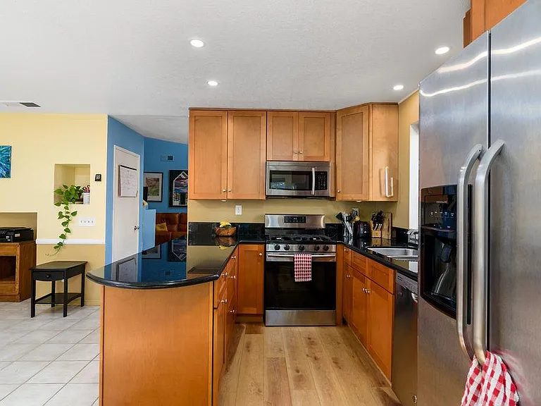 1768 Promenade Cir — Photo 15