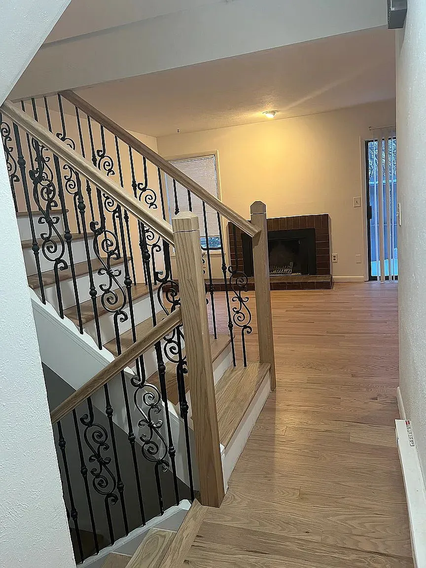 3 bed, 3.0 bath, 2000 sqft, $3,450 — Photo 3
