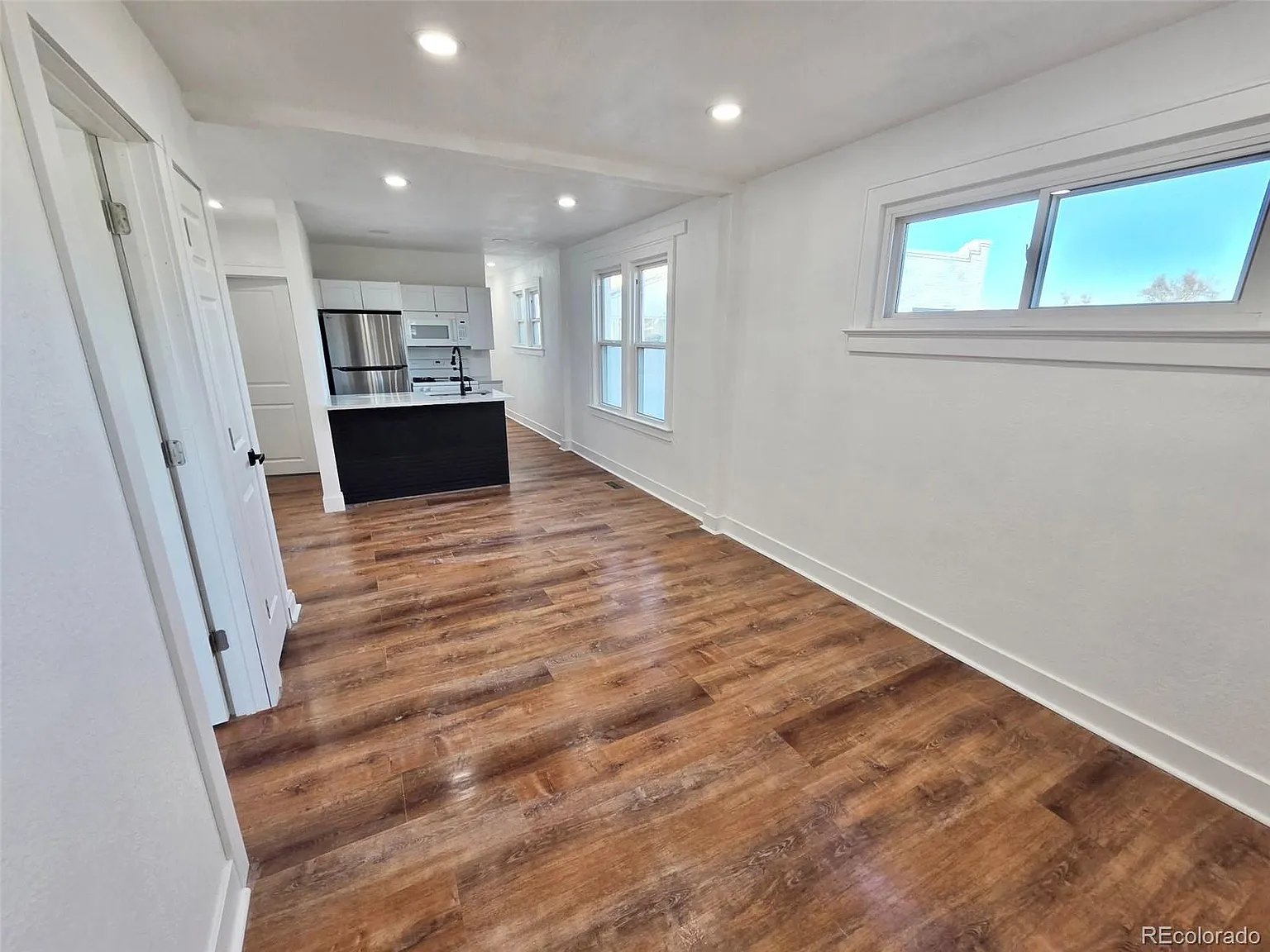 4 bed, 2.0 bath, 1100 sqft, $2,250 — Photo 2