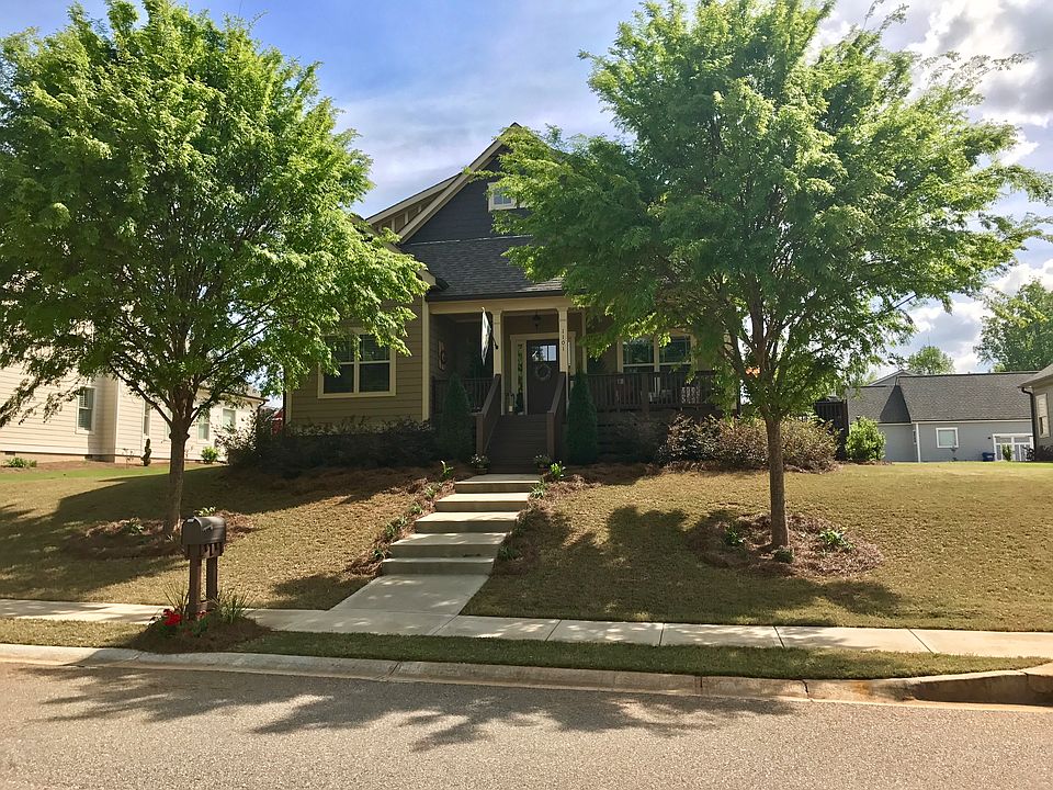 Beautiful home in Cobbleston
