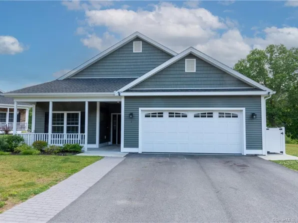 7 Alexandra Avenue #7, Plainfield, CT 06374