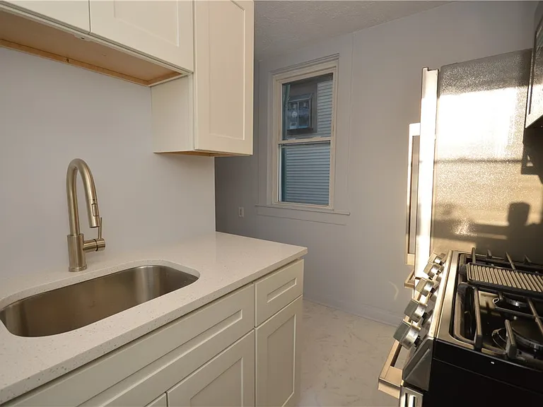 115 Meade Ave — Photo 6