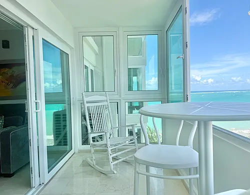 4429 Park Plaza Isla Verde Ave Photo 1