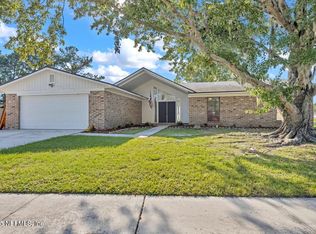 11262 Salt Pond Dr E, Jacksonville, FL 32219