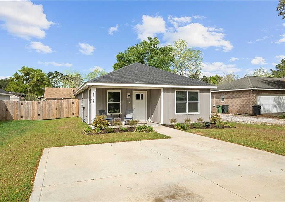 1st image of 22045 7th St