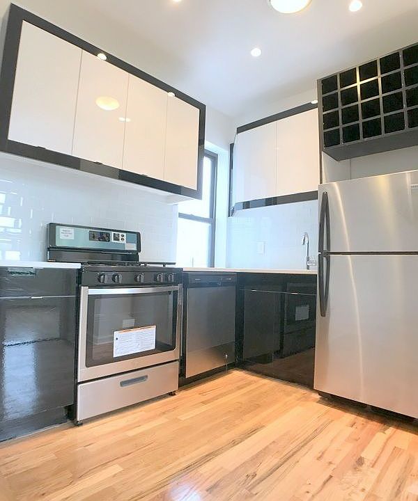 1st image of 101 W 143rd St APT 15