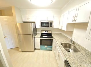748 Highland Ave #314, Needham Heights, MA 02494