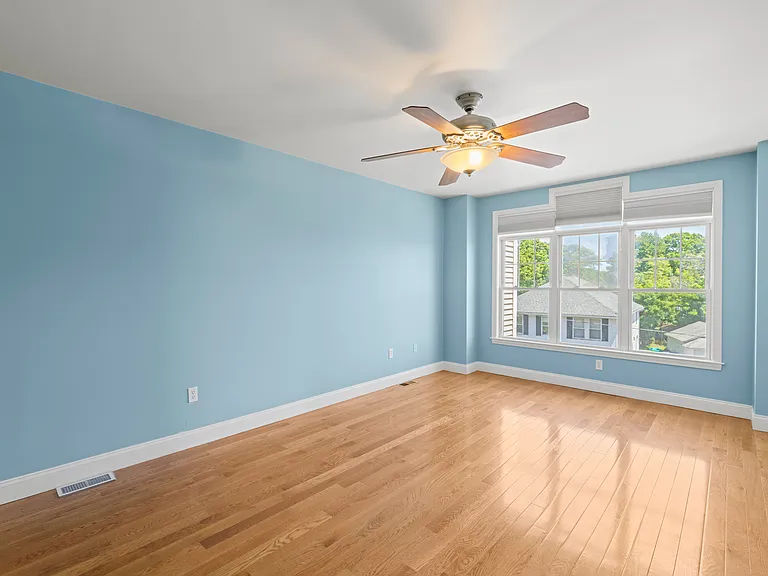 3 Prospect Hill St #3 — Photo 9